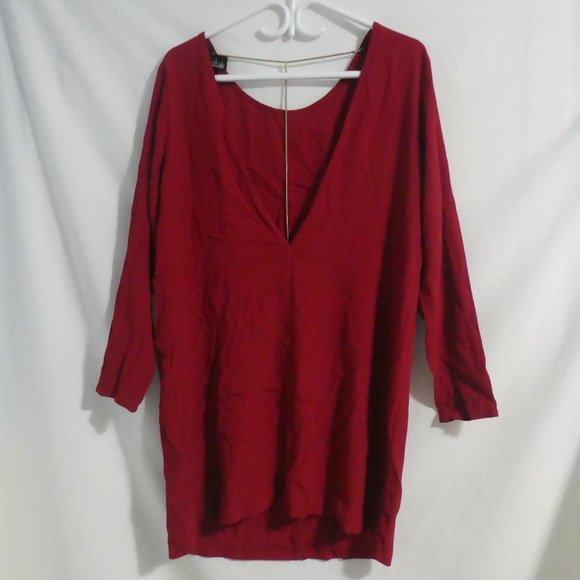 H&M | size 12 | Red Long Sleeve Gold Chain Open Back Dress | NWOT - Picture 2 of 16